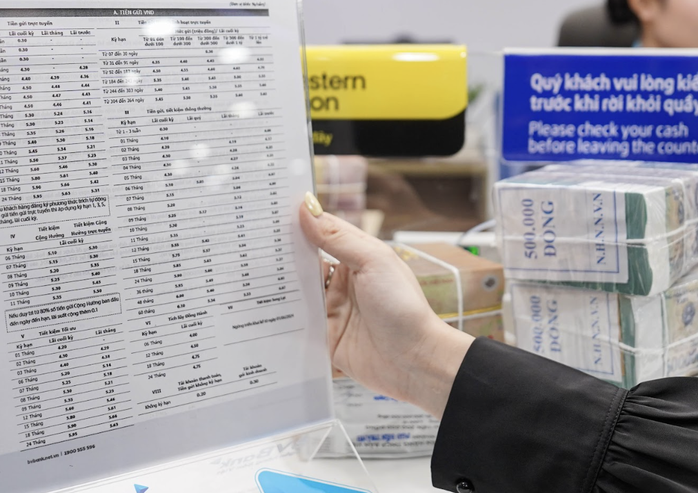 Dịp Tết Dương lịch, gửi tiết kiệm ngân hàng nào lãi suất cao nhất?